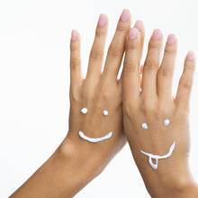 Load image into Gallery viewer, Organic Cold Pressed Pomegranate Seed Oil