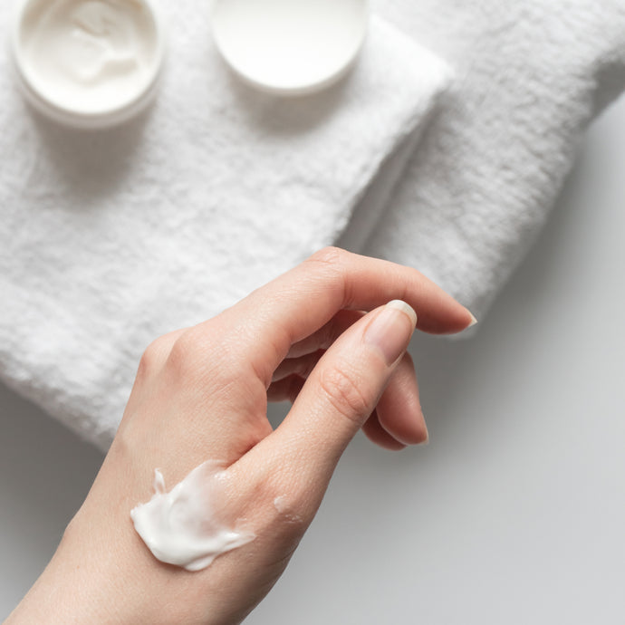 Formulations with Azelaic Acid